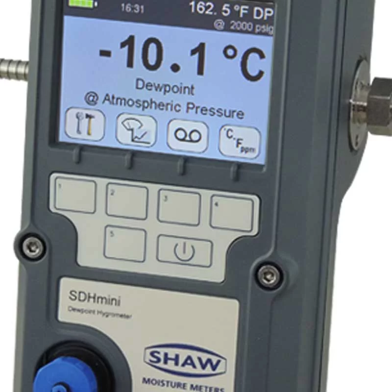SHAW SDHmini hand held dewpoint meter for rapid moisture checks or continuous use on flowing gas or air utilises SHAW automatic calibration feature